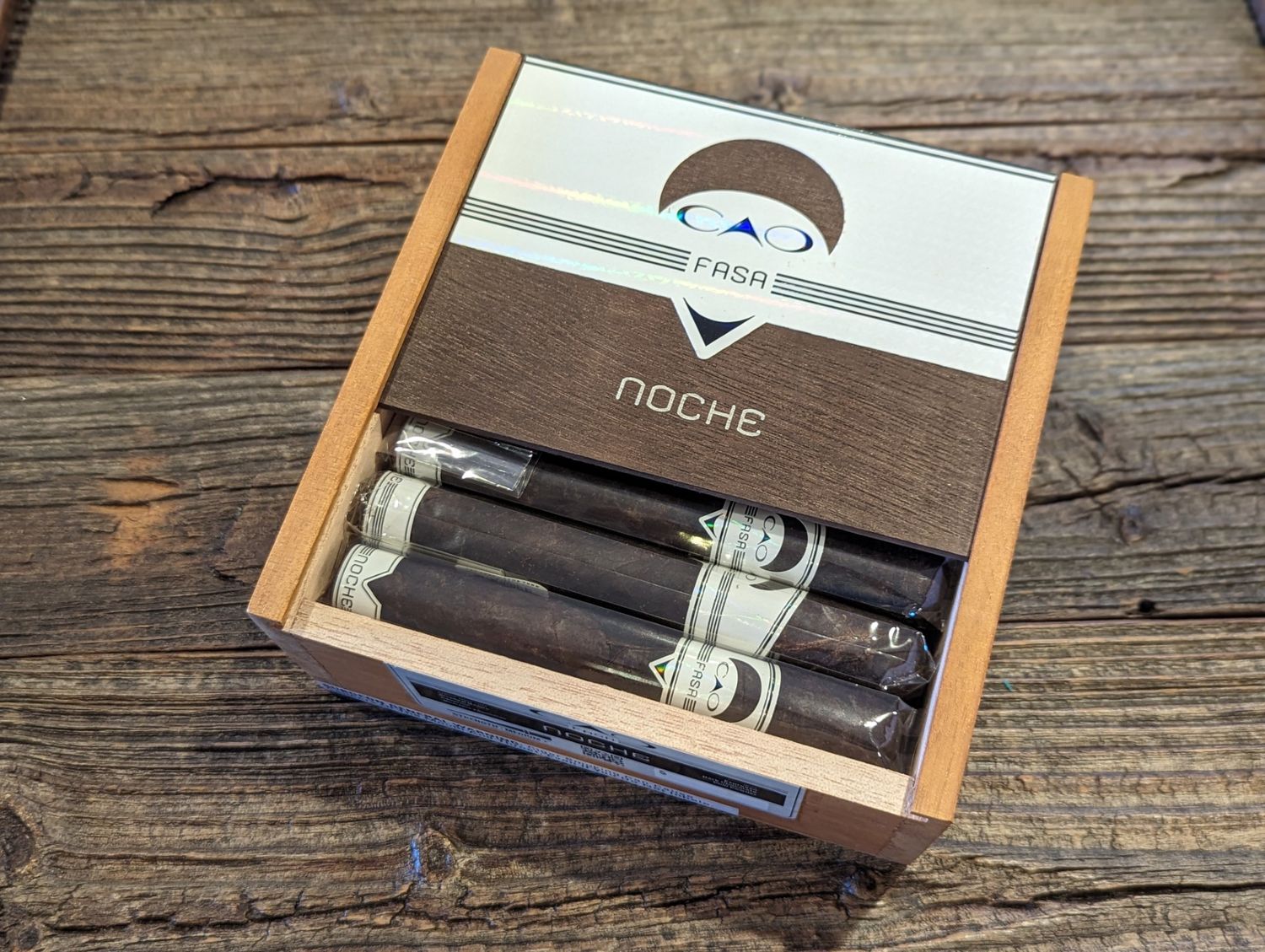 CAO FASA Noche, Size: Toro (6 x 50), Single/Box: (Single)
