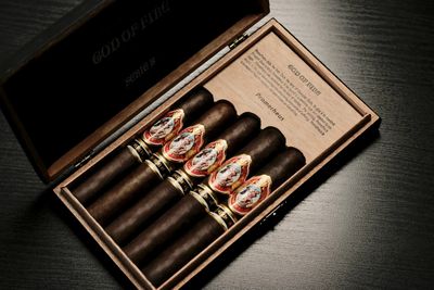 God of Fire Serie B 5-Cigar Assortment (5-Count Set)