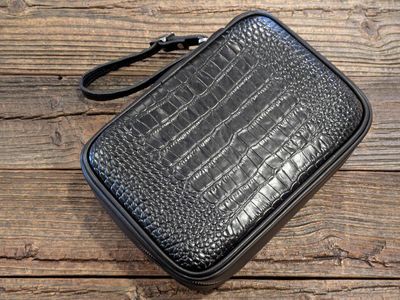 Brizard &amp; Co. Havana Traveler II Croco Pattern Black w/ Valuable Pouch