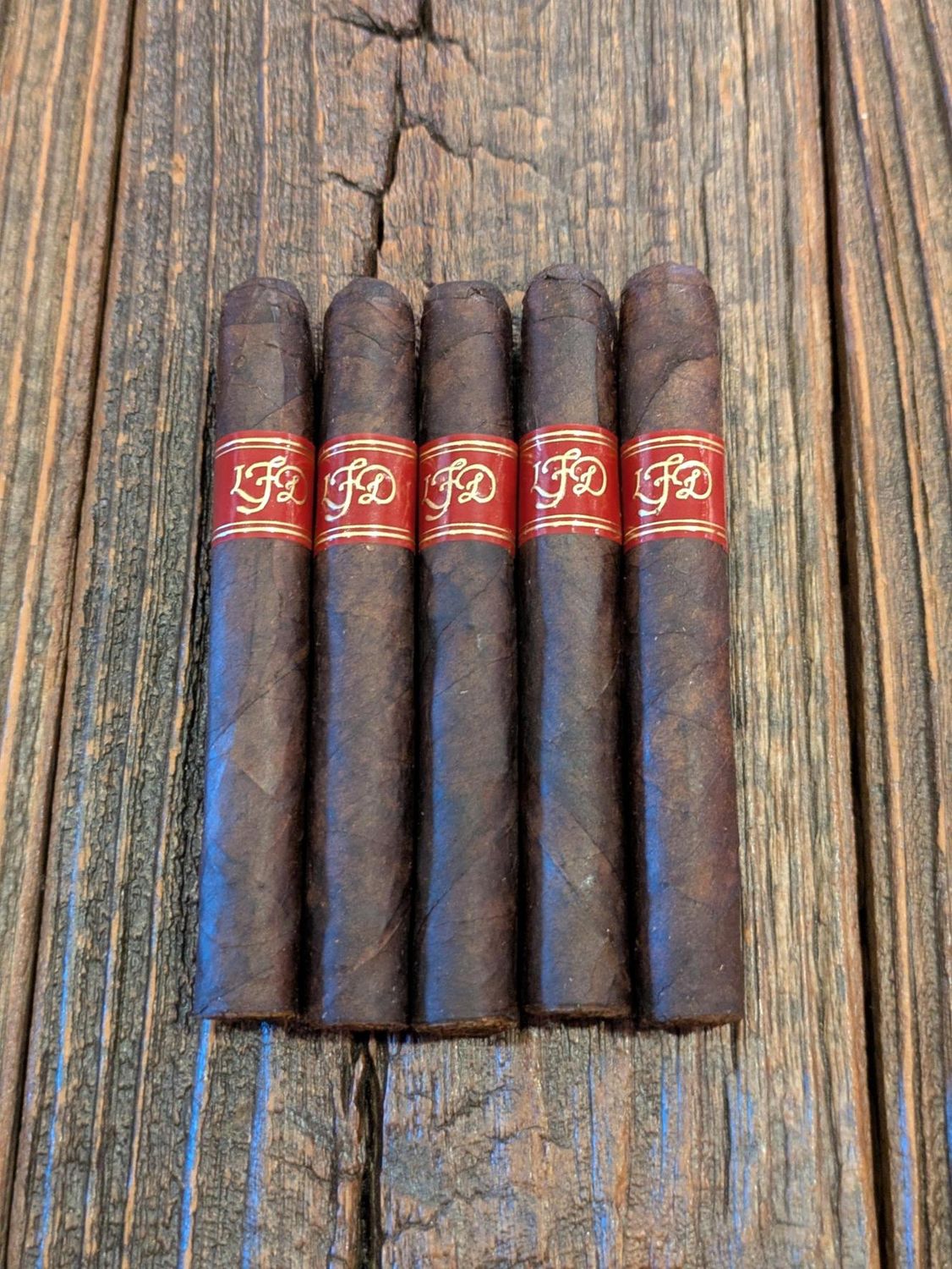 LFD El Carajon Cabinet Oscuro, Single/Box: (Single)