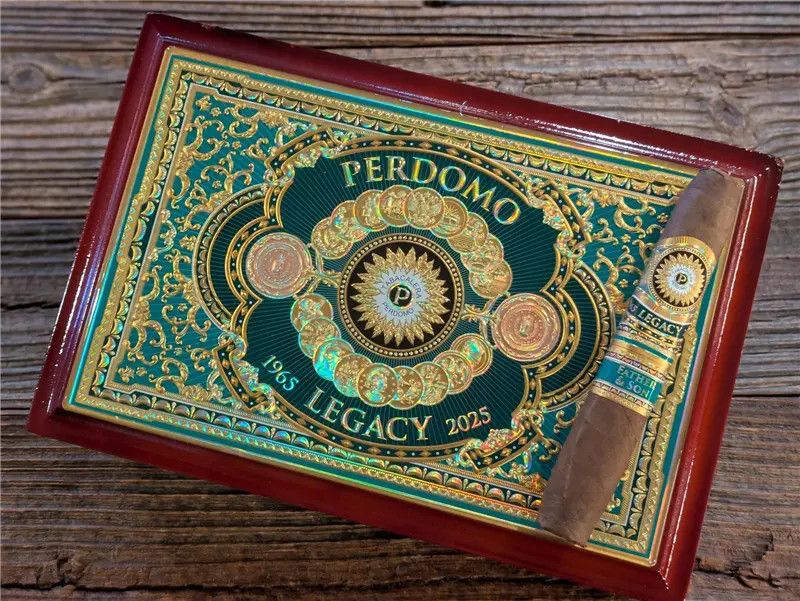 Perdomo Legacy Father &amp; Son Shade-Grown