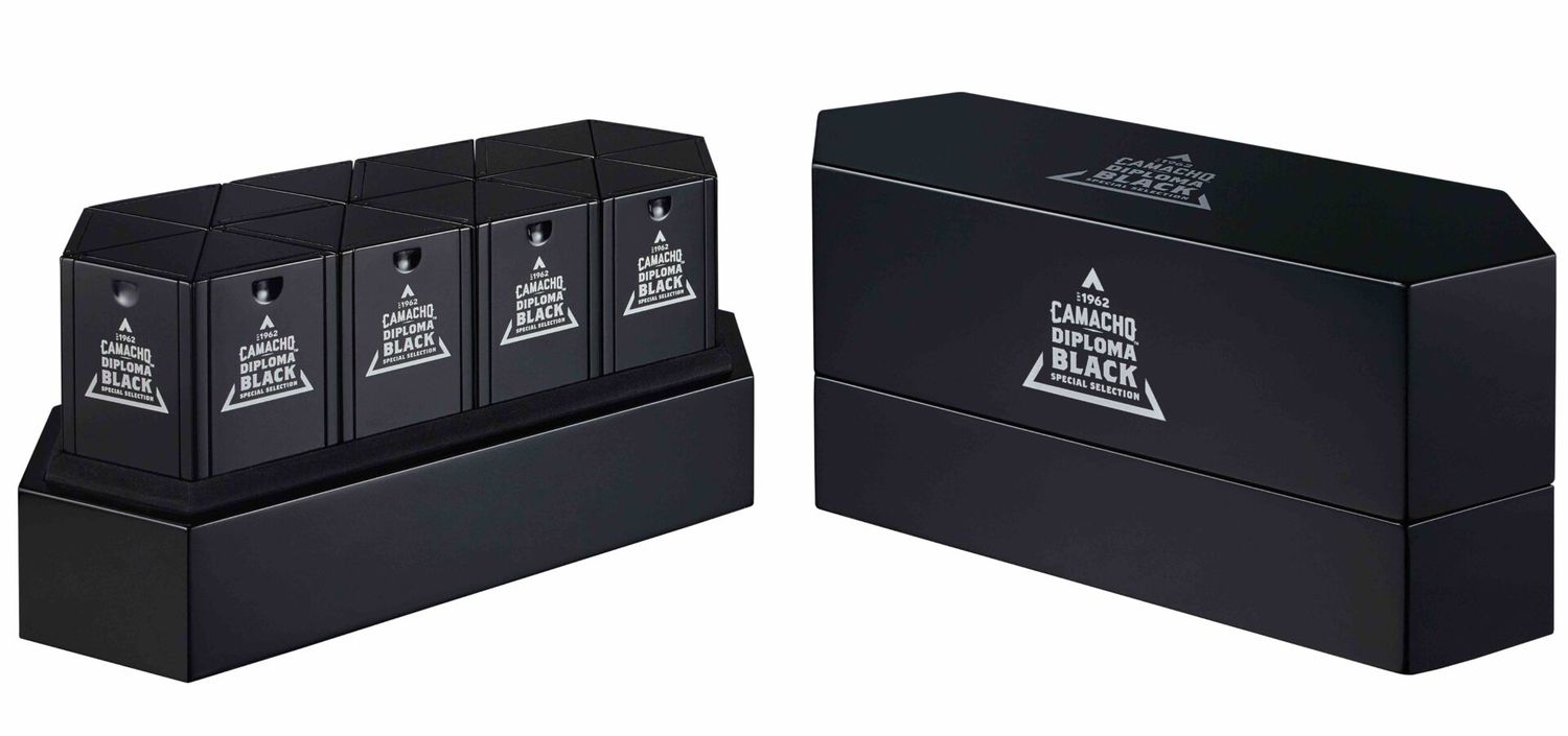 Camacho 2019 Diploma Black Special Selection - Robusto (Single) (Vault)