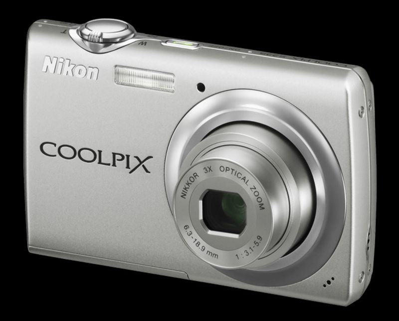Nikon Coolpix s225