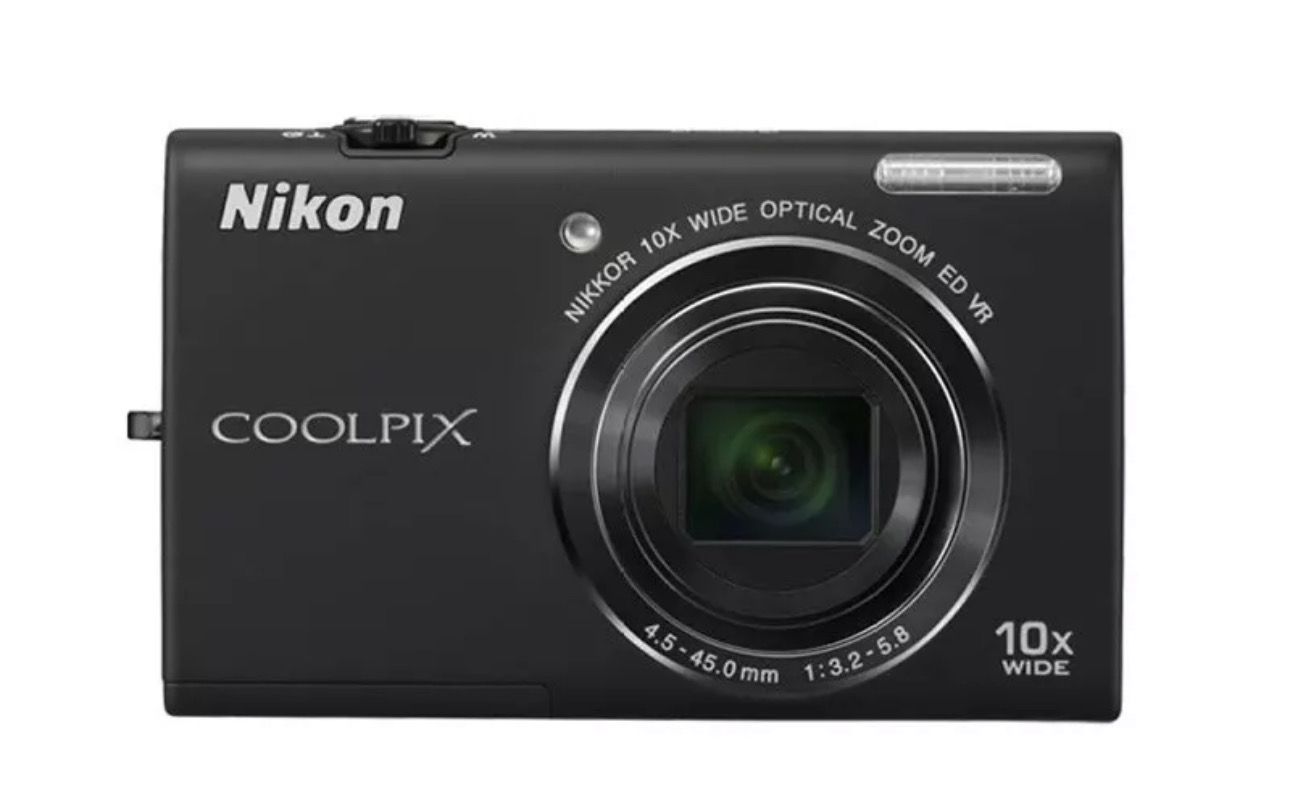 Nikon COOLPIX S6200