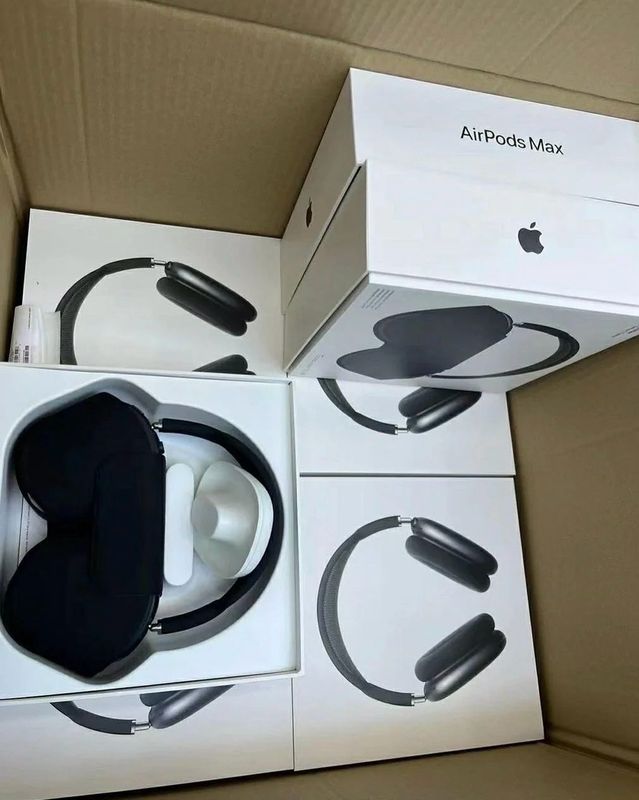 AirPods Max Pallet (30 Pieces)