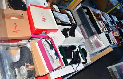 Assorted Shelf Pull Fall/Winter Womens Shoes