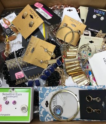 Brand New Jewelry Pallet