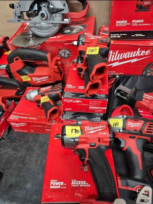Buy Milwaukee Tool Pallet