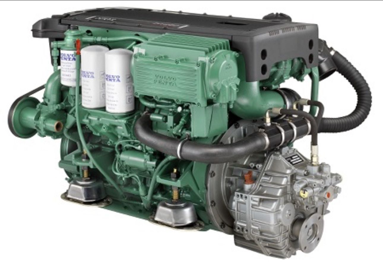 Volvo Penta D4-260 Inboard Diesel | 260HP | Electronic Vessel Control