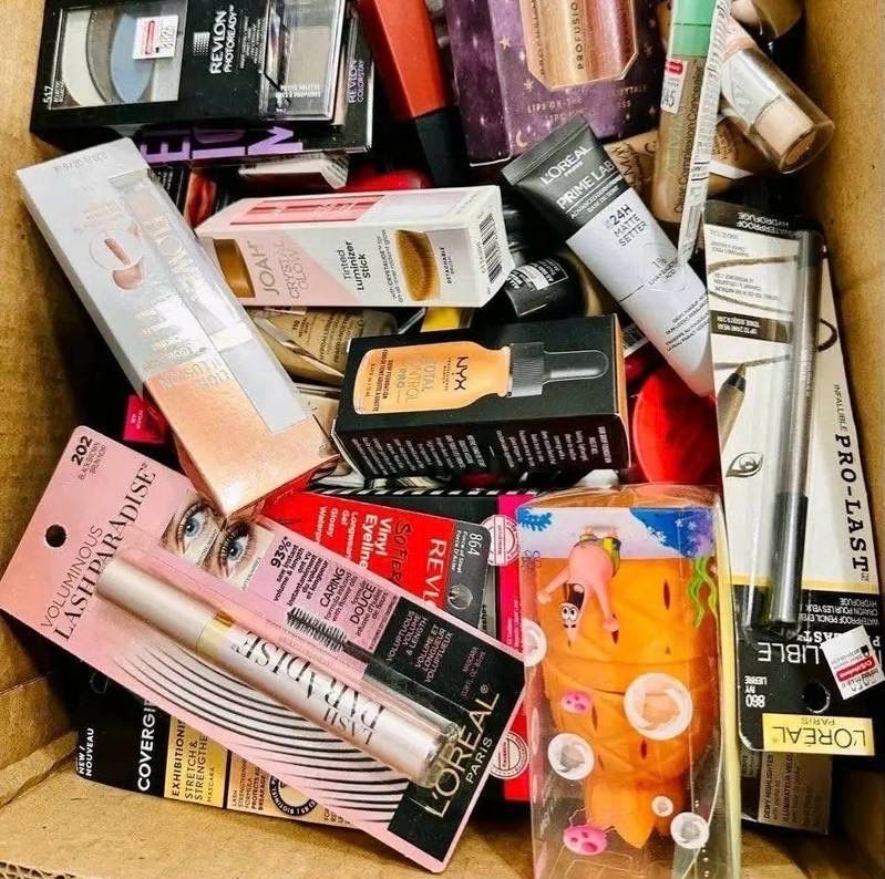 Makeup and Beauty Pallets Wholesale