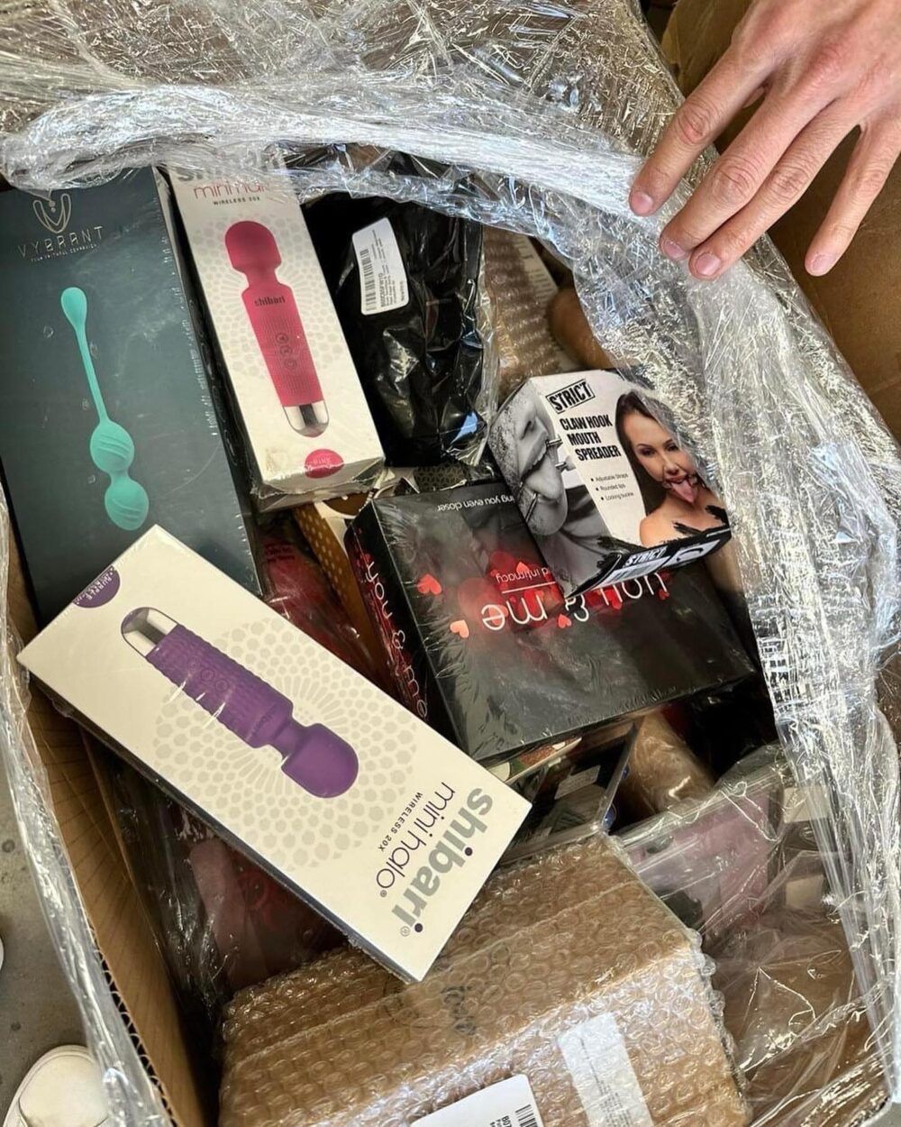 Wholesale Adult Wellness Products Pallet – 800 Units for $550 | LUXELUV Brand