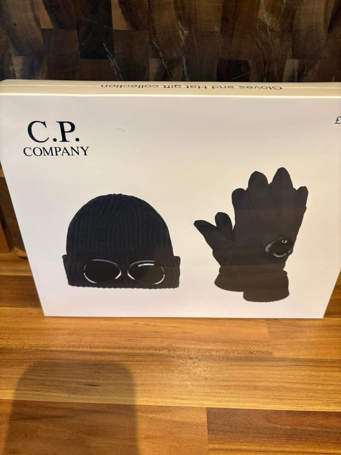 The North Face Gloves And Fast Gifts Collection $10each Case