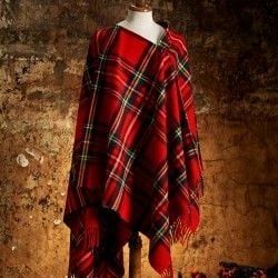 Lambswool Tartan Cape Royal Stewart- B&amp;I