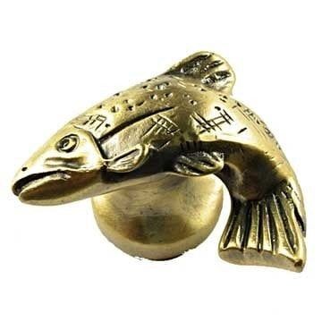 Fish Knob - Antique Brass - Lt Facing (SL)