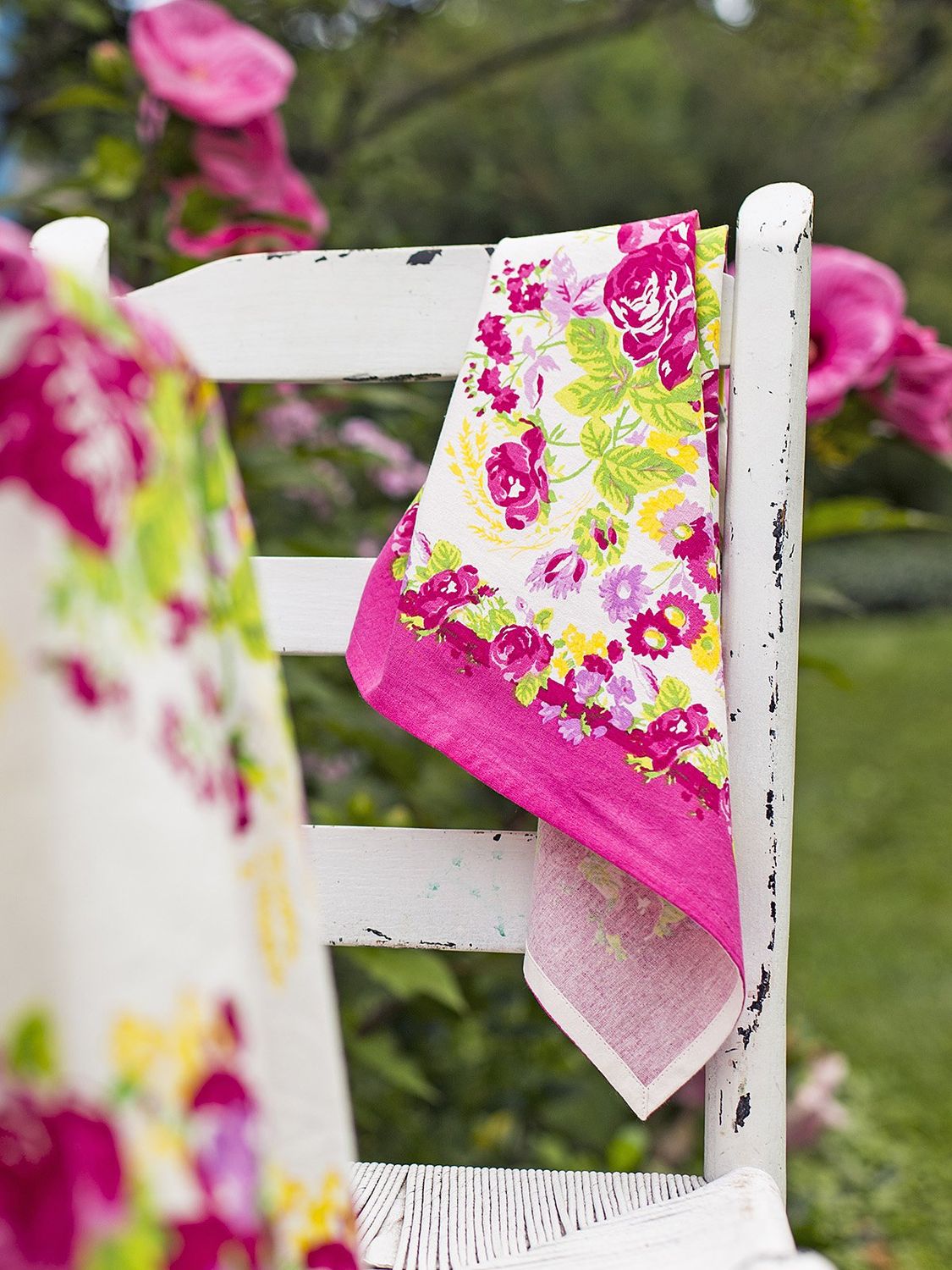Marion Napkin Set of 4 - Bright