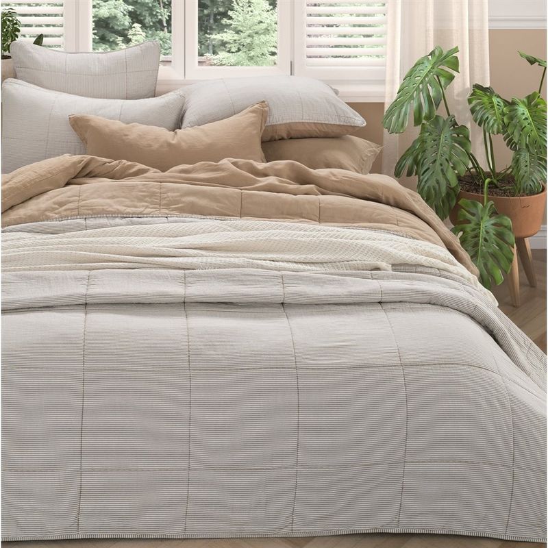 Tagliatelle Taupe Quilt Set - 