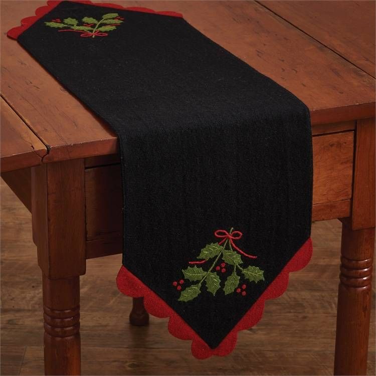 Yuletide Holly Felt Tablerunner 10x35 - PD