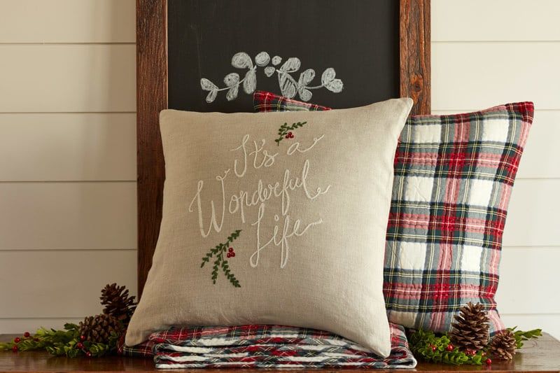 Toss Pillow - Linen Wonderful Life 20x20
