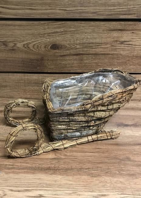 Wicker Sleigh (Tri)