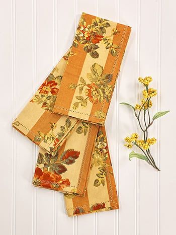 Sonata Stripe Napkin S/4 - Gold