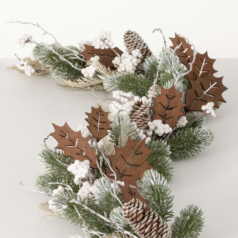 Berry, Leaf &amp; Pine Garland