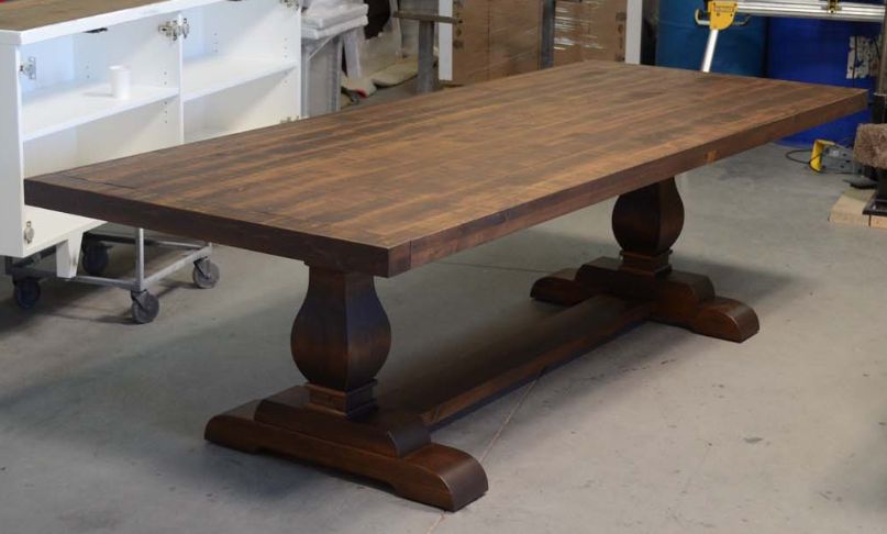 Old World Pedestal Dining Table - Sombero