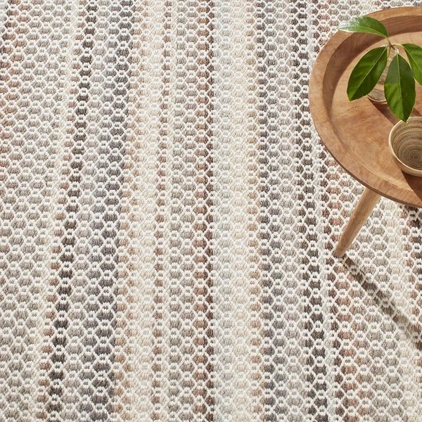 Poppy Natural Handwoven Wool Rug - 2 X 3