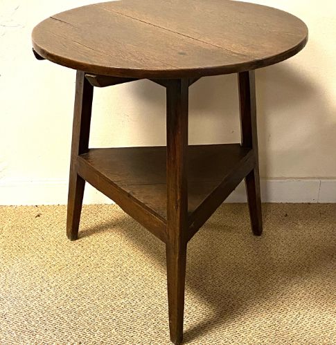 Cricket Table - Wormy Maple