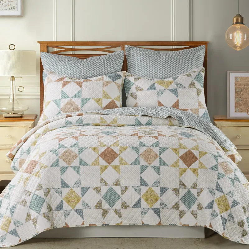 Lottie Quilt Set - Full/Queen