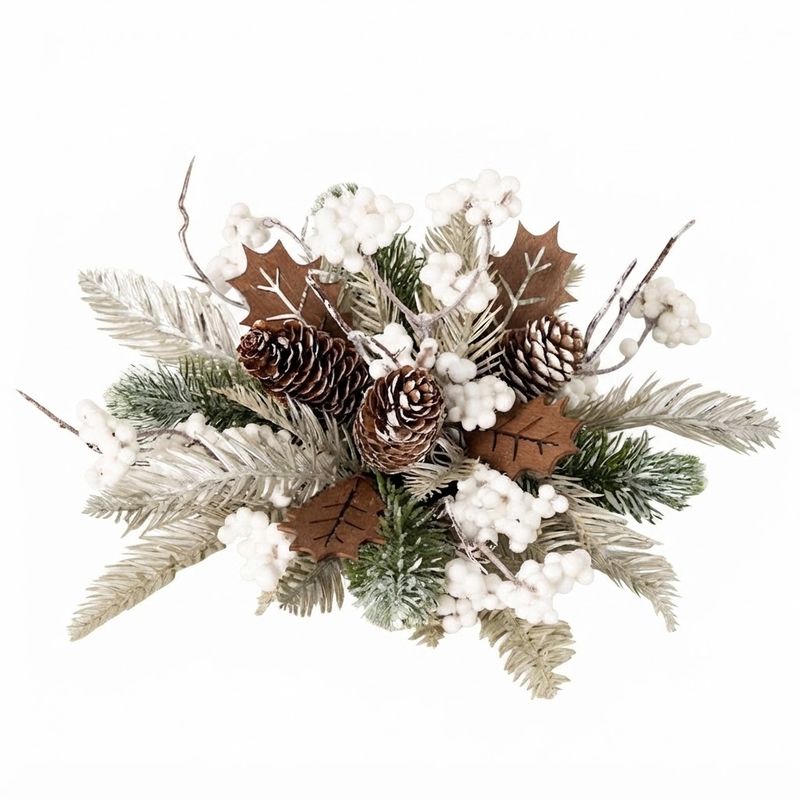 Pine, Berry &amp; Leaf Orb