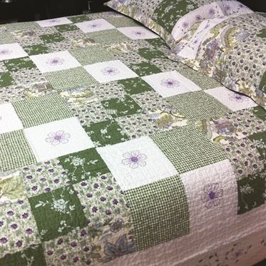 Patricia Quilt Set