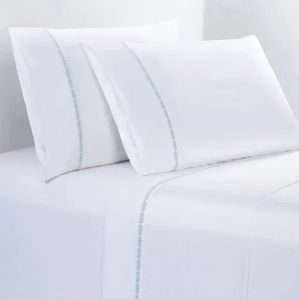 Laurel Embroidered Sheet Set Light Blue