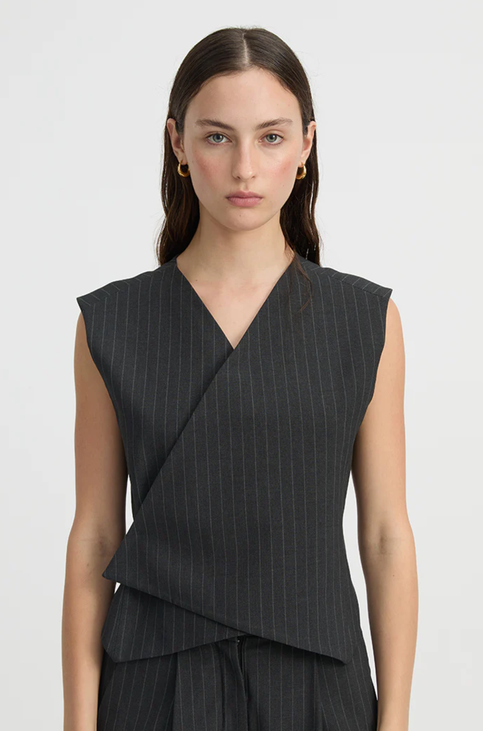 Marina Vest - Charcoal