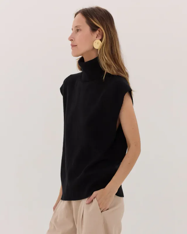 The Roll Neck Vest - Asphalt