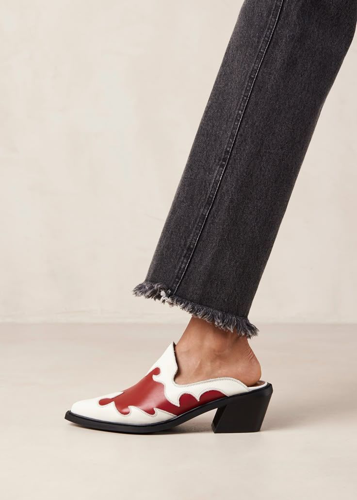 Weston Bicolor Leather Mules - Red / Cream