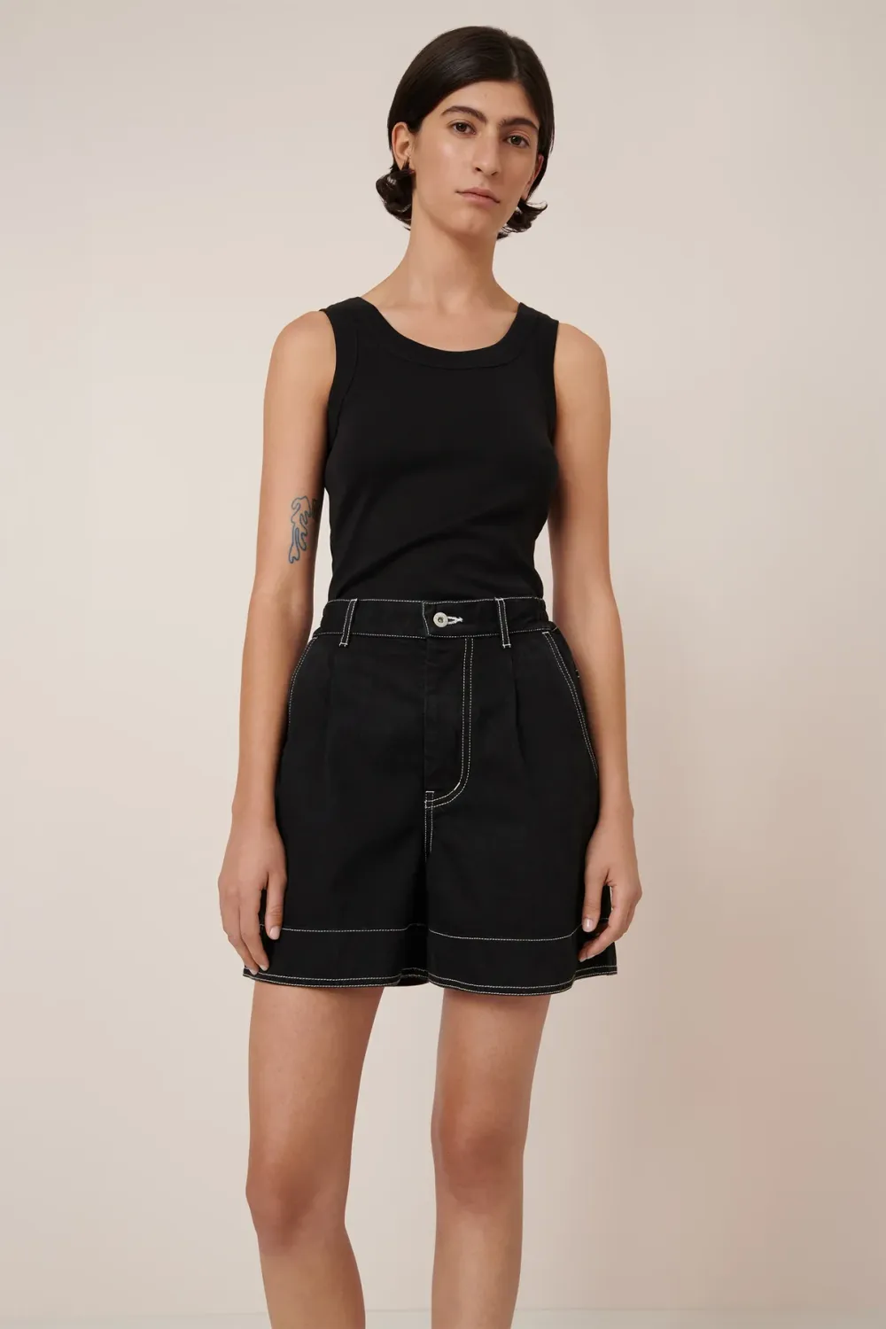 Outline Shorts - Black Denim