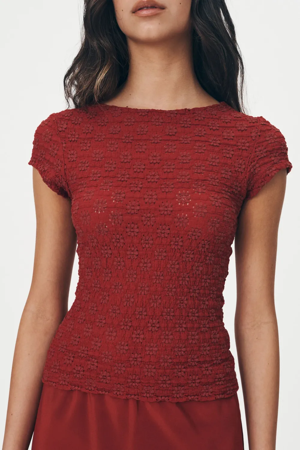 Galo Daisy Lace Tee - Burgundy