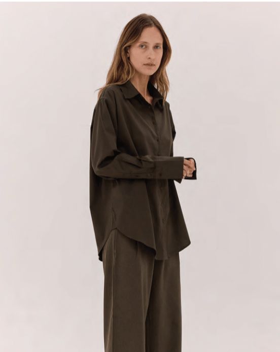 The Split Back Shirt - Dark Olive