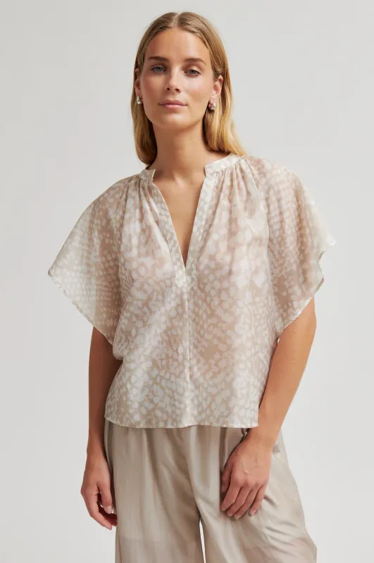 Shades Blouse - Plaza Taupe