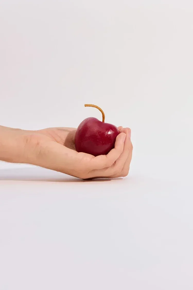Apple Beeswax Candle - Red