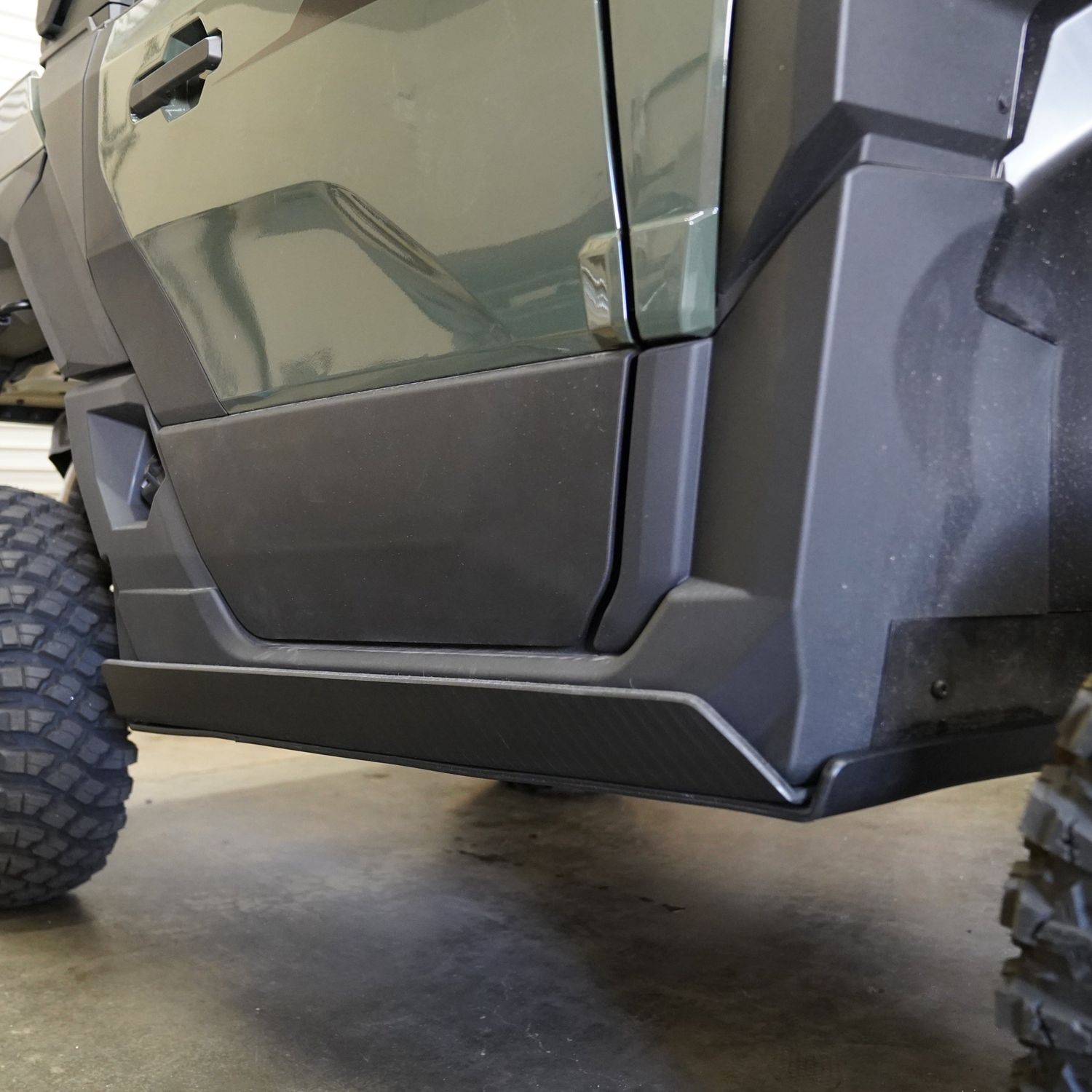 Polaris Xpedition UHMW Rock Sliders, UHMW Thickness: 1/2"