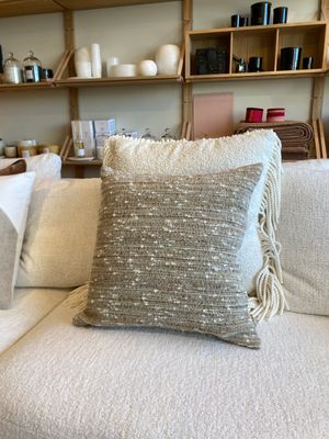 Kussen Chanel,  50x50cm, inclusief vulling