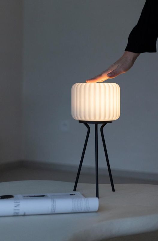 Dentelles Tripod zwart, dia 15cm, h 24cm