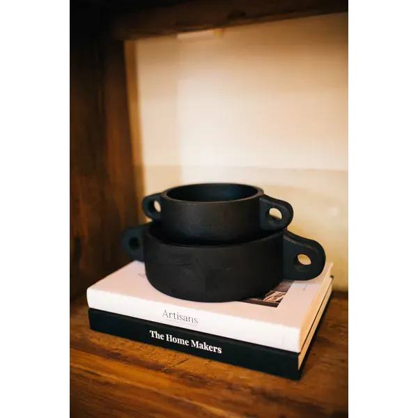 Chanelle Kom, Mangohout, medium