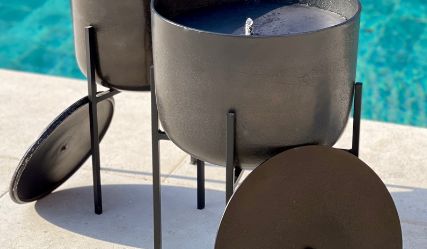 Buitenkaars zwart brons op staander, large