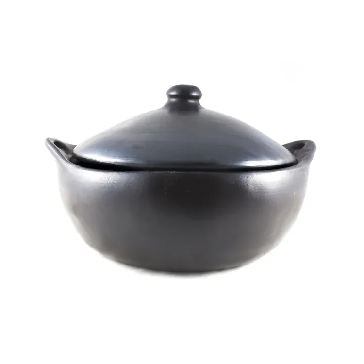 Black Pottery Koopot met deksel L39cm B31cm H13-15cm