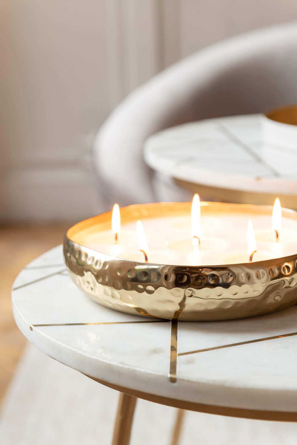 Summer Sale! Geurkaars Chic- gouden schaal - Smal 18branduren