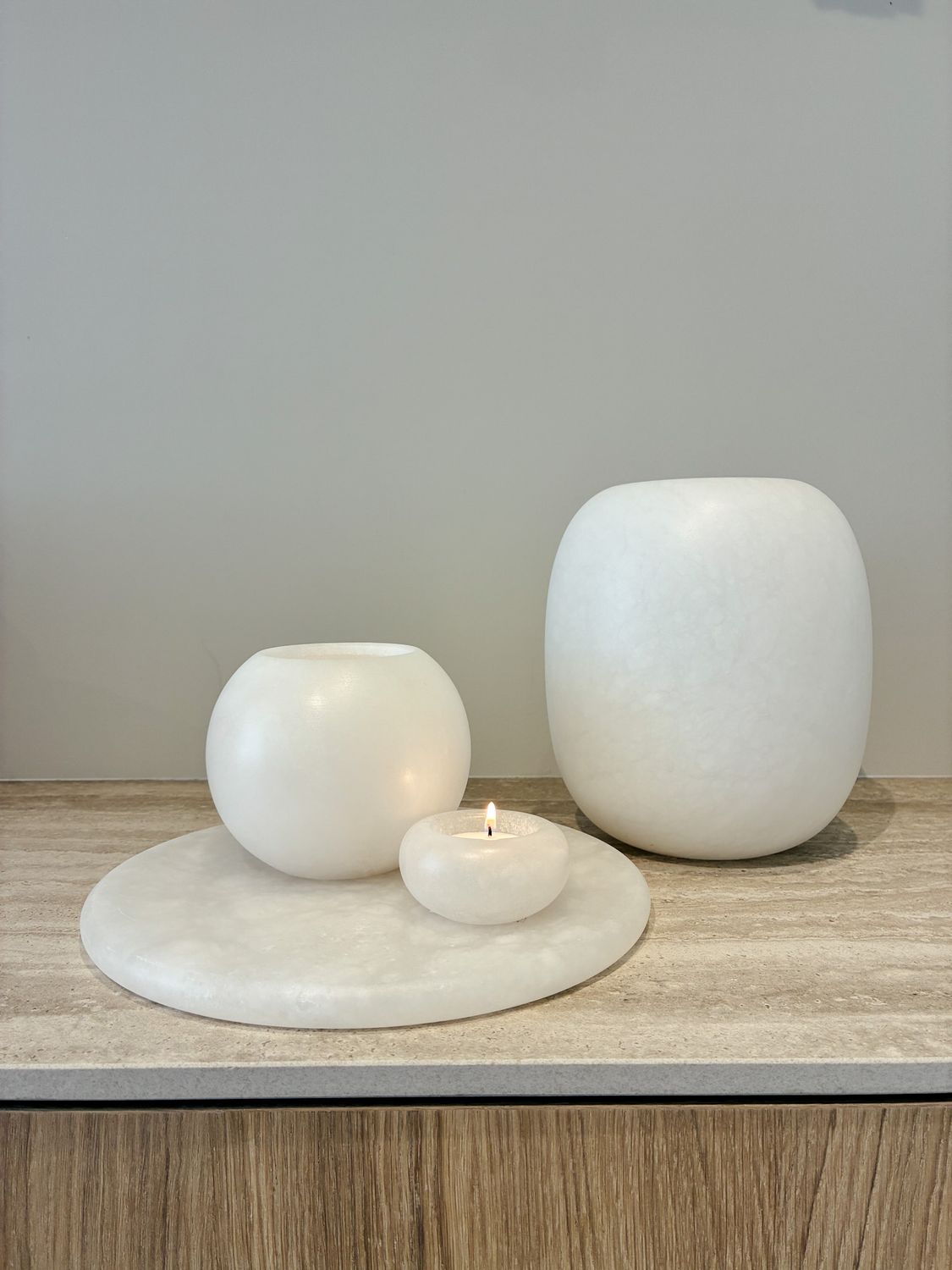 Cinder set albast; set van 4
