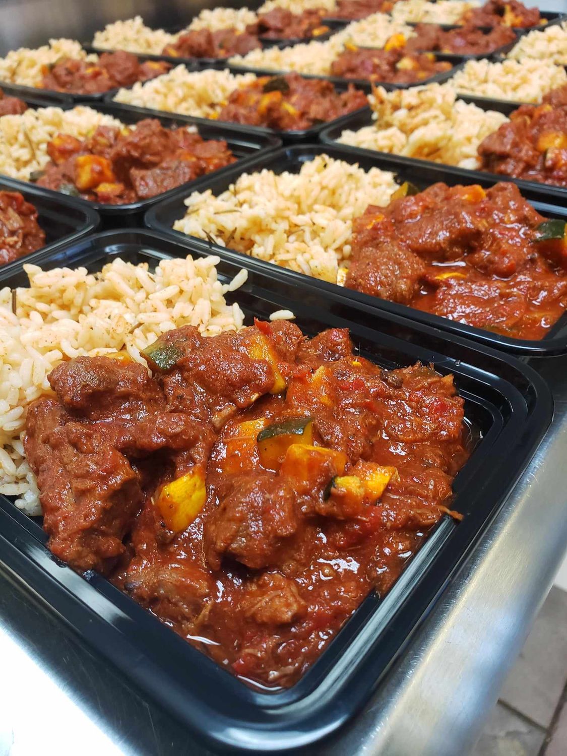 Beef Tips w/ White Rice