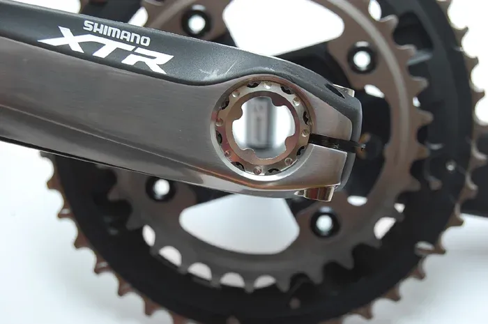 FTC Kurbel Schraube XTR XT LX SLX Ultegra 105 silber
